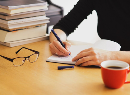 Assignment writing service in london.
